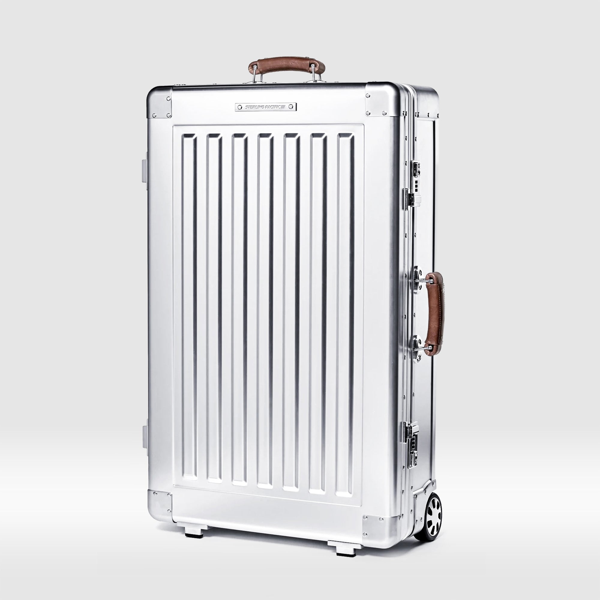 Sterling Pacific Luggage – 80L Check-In Travel Case