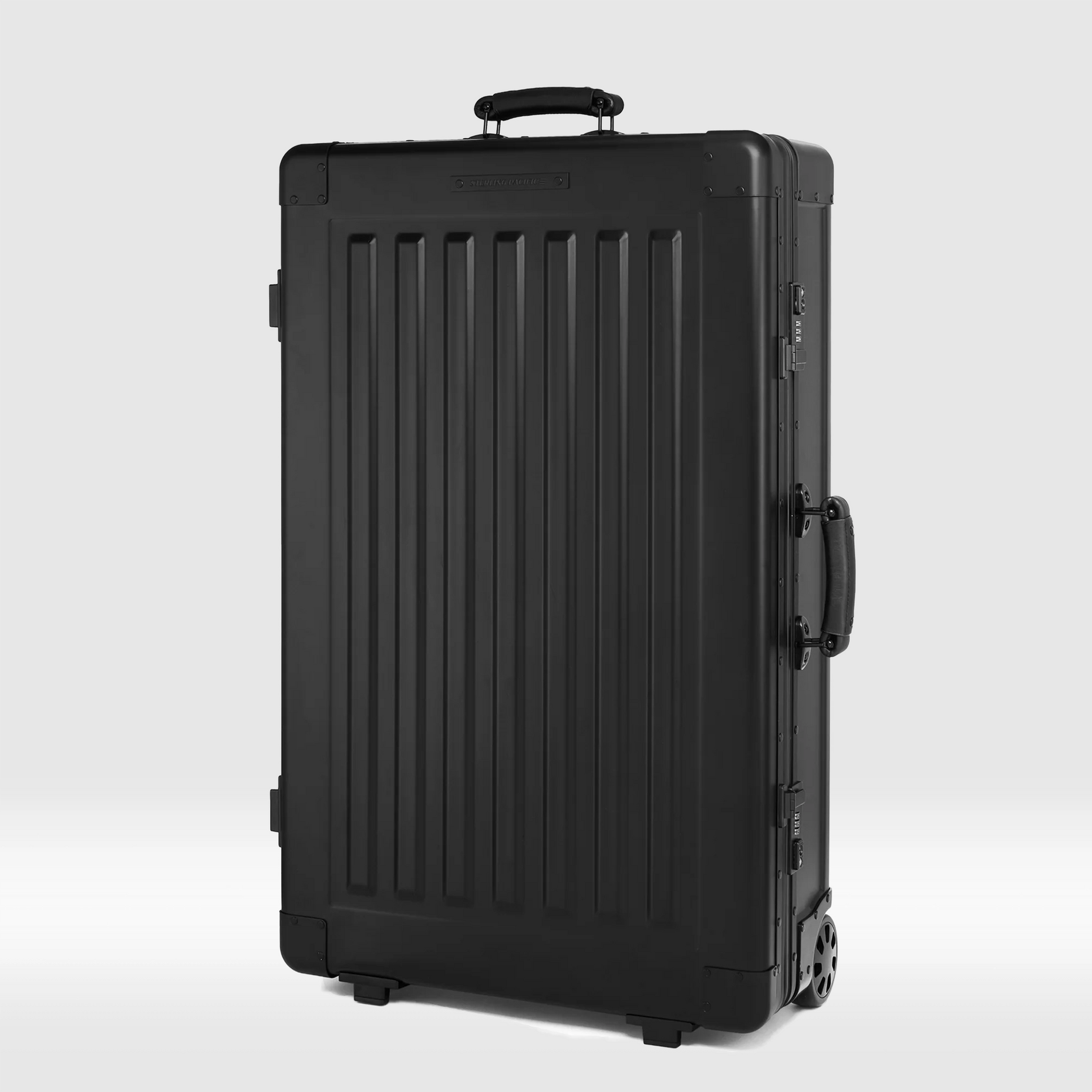 Sterling Pacific Luggage – 80L Check-In Travel Case (Black Aluminum)