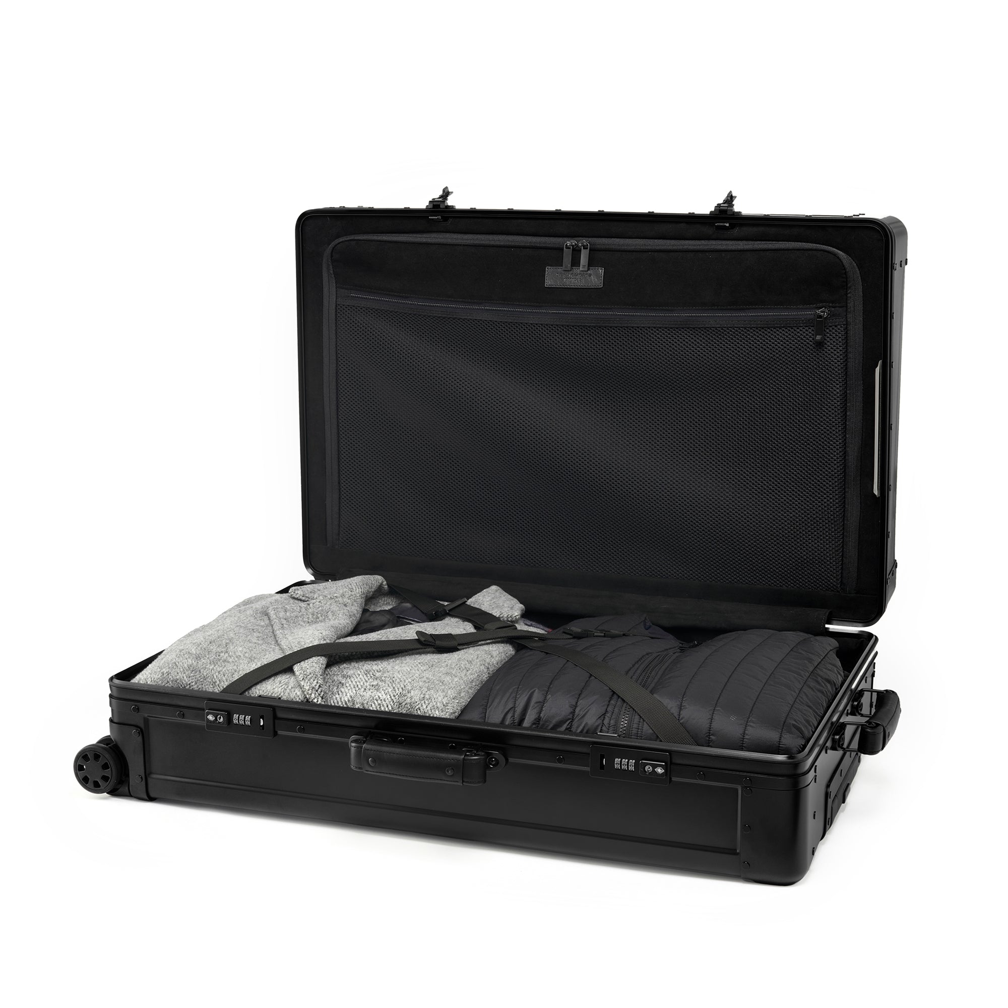 Sterling Pacific Luggage – 90L Check-In Travel Case