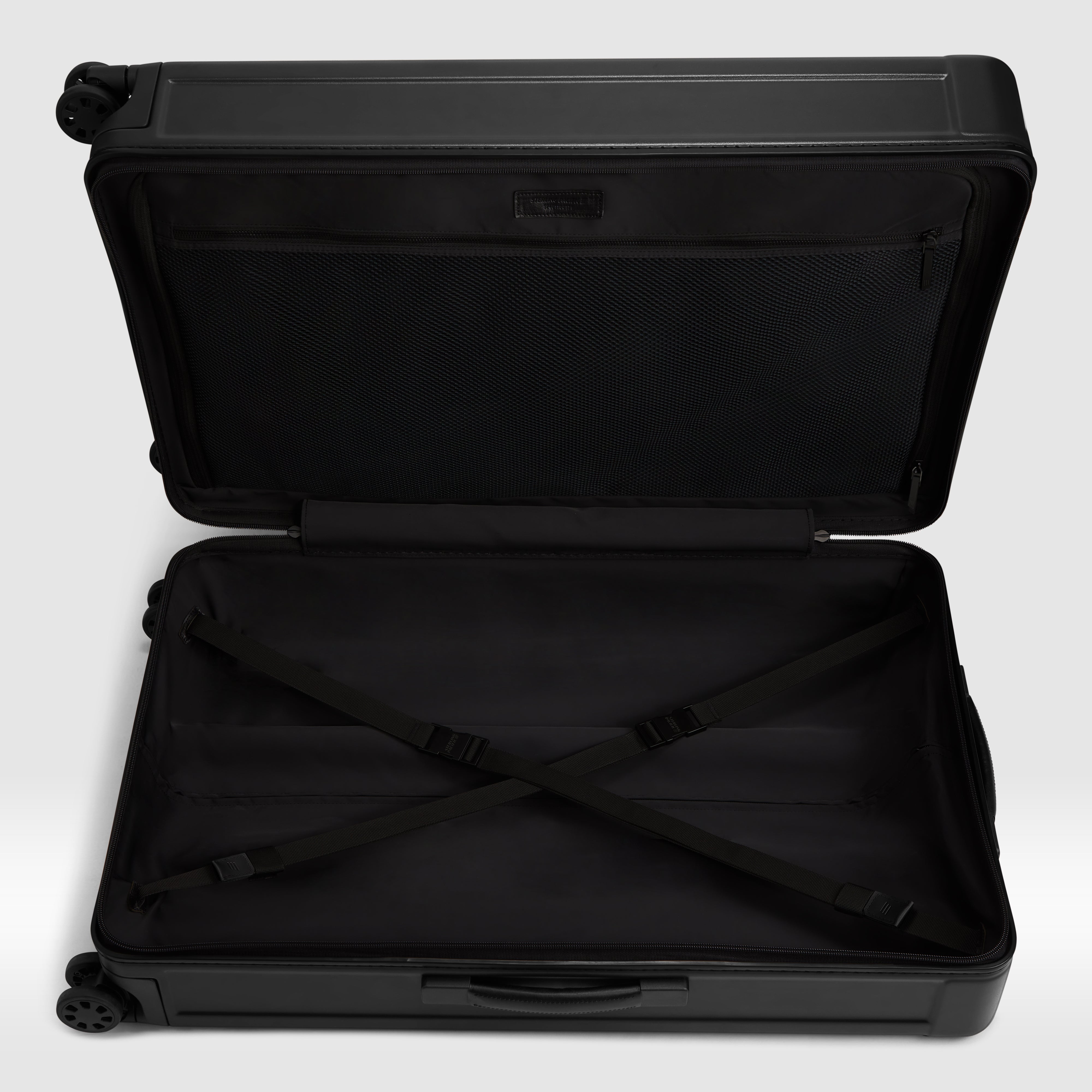 90L Check-In Travel Case – Sterling Pacific